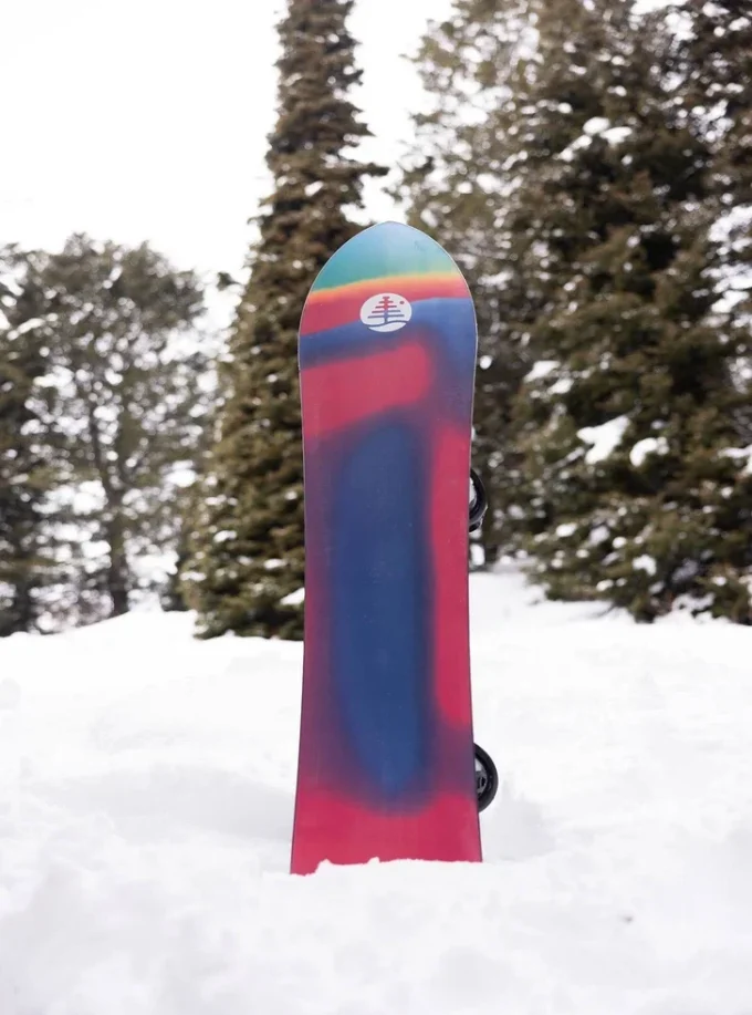 Burton Family Tree 3D Channel Surfer Flat Top Snowboard